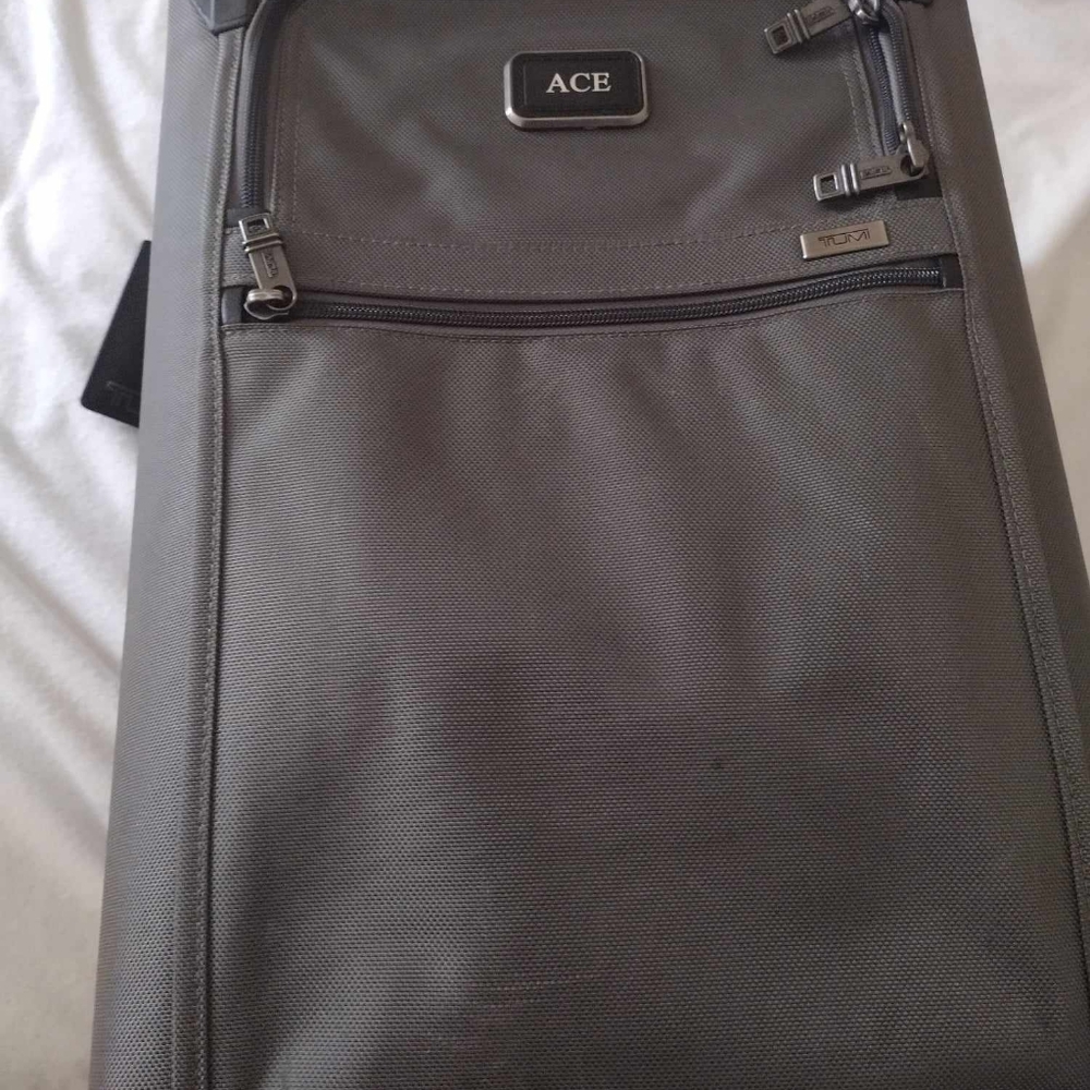 Tumi Alpha 2